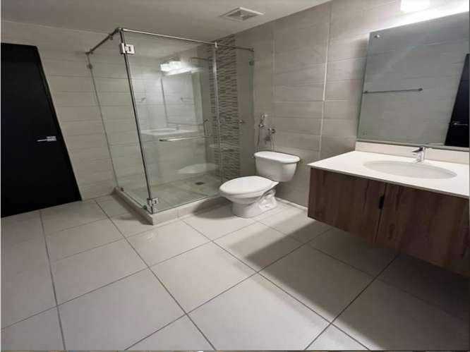 Alquiler de Apartamento en Albrook.PH Embassy Village - Imagen 9