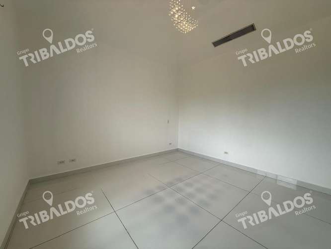 Alquiler de Casa en Santa Maria Fairway Estates - Imagen 10