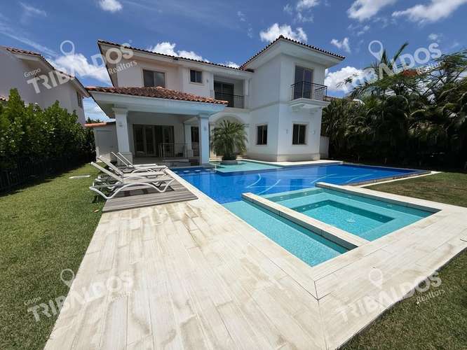 Alquiler de Casa en Santa Maria Fairway Estates - Imagen 9