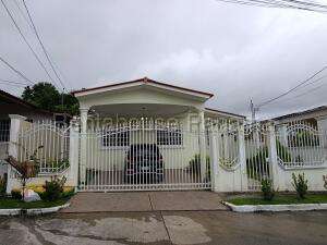 Casa en Venta en Brisas del Golf 27jack3050