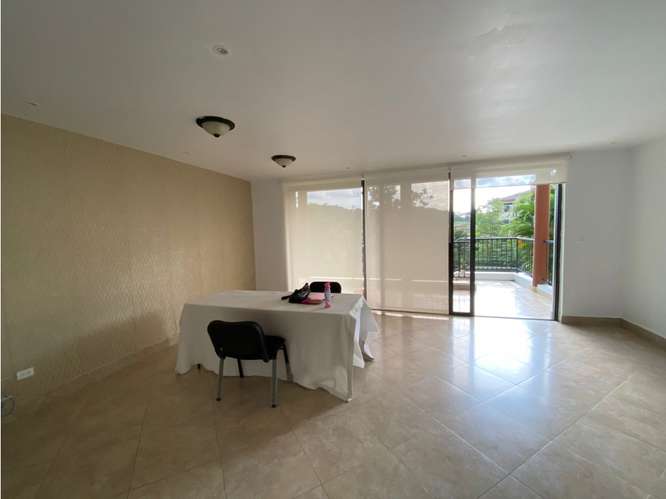 SE ALQUILA CLAYTON EMBASSY CLUB 277M 3 HABITACIONES CON TERRAZA PATIO