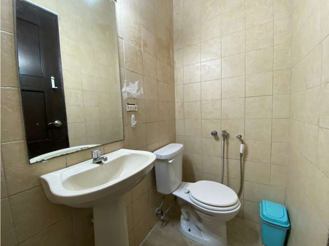 SE ALQUILA CLAYTON EMBASSY CLUB 277M 3 HABITACIONES CON TERRAZA PATIO - Imagen 10
