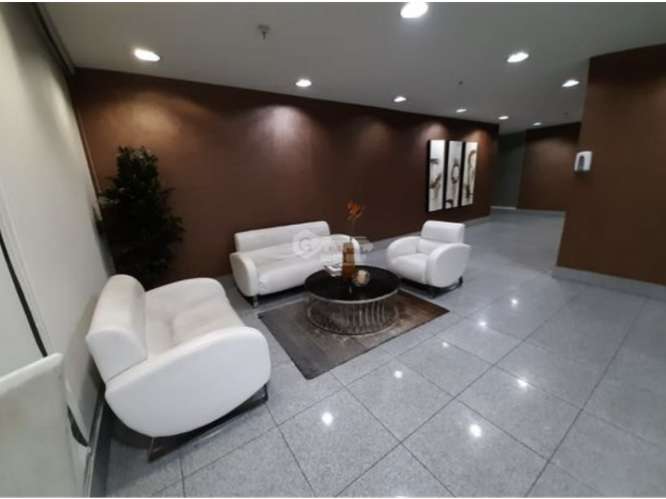 SE ALQUILA OFICINA 75 M2 EN  TOP TOWER  COSTA DEL ESTE  FACIL ACCESO