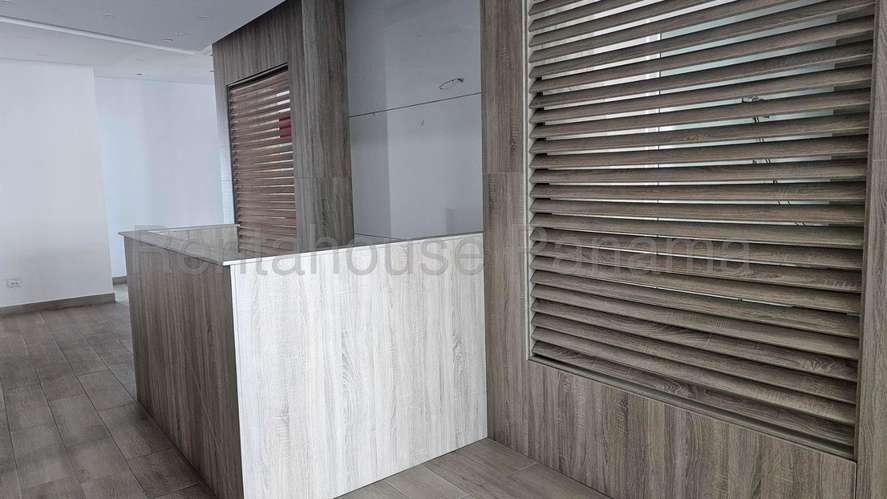 Alquiler local comercial Torre Global Calle 50 JM - Imagen 4