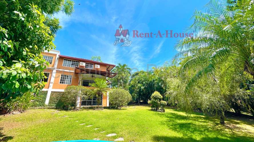 Vendo Casa de 370m2 en Albrook 27-227SRZ