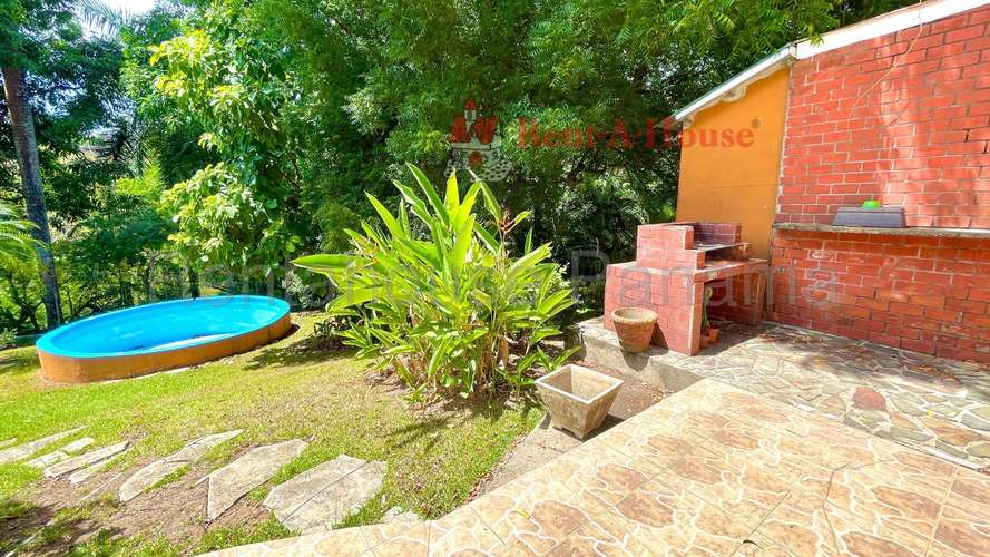 Vendo Casa de 370m2 en Albrook 27-227SRZ