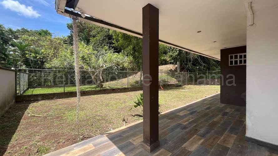 Vendo Casa de 514m2 en Albrook Green valley 27-1391SRZ