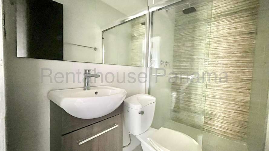 Vendo Casa de 514m2 en Albrook Green valley 27-1391SRZ