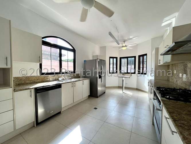 Venta de Casa en Costa Sur El Doral SN