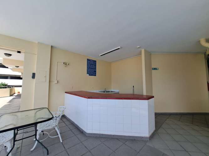 Oportunidad de Inversión: Cómodo Apartamento para Personalizar a tu Gusto - Imagen 4