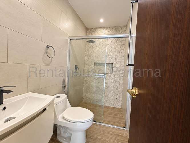 Venta de Casa en Manzana de Obarrio (Solo Cliente Directo) - Imagen 11
