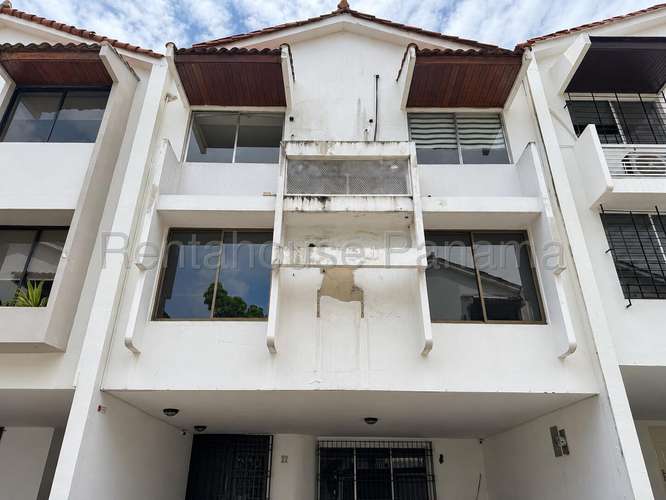Venta de Casa en Manzana de Obarrio (Solo Cliente Directo) - Imagen 12