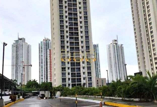 ¡Precio de Oportunidad! Apartamento en PH Rokas 