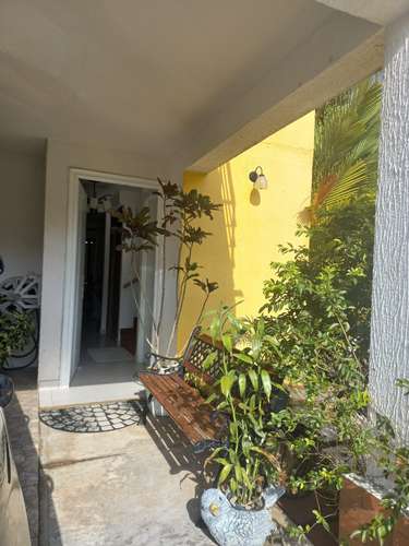 Vendo hermosa casa unifamiliar amoblada y con A/A