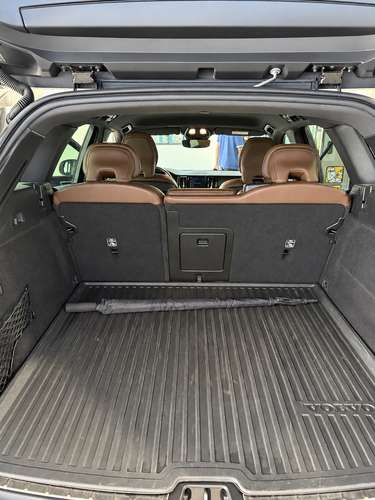 2022 Volvo xc 60 como nuevo  - Imagen 9