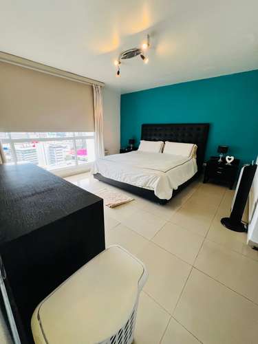 Alquilo amplio apartamento amoblado en Obarrio, 3 recamaras, 200m2, balco, area social completa. - Imagen 10