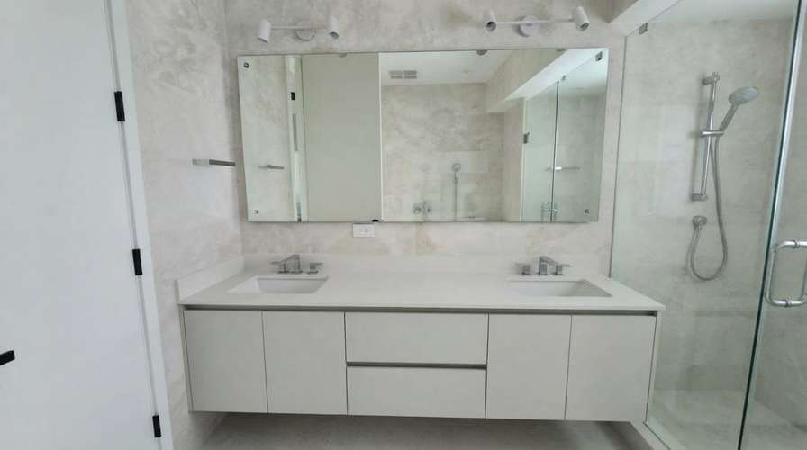 ! Apartamento en Isla Ocean Reef | 2 Rec I linea blanca I con balcon y vista al mar - Imagen 10