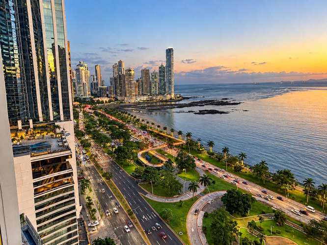 AVENIDA BALBOA I 165 M² I AMOBLADO I 2 RECAMARAS I VISTA AL MAR - Imagen 3