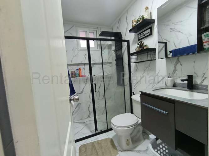 Venta de Casa Amoblada en BRISAS DEL GOLF EC - Imagen 12