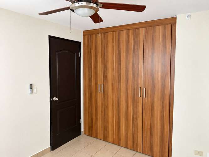 SE VENDE APARTAMENTO PH PARQUE LEFEVRE SKY - Imagen 4