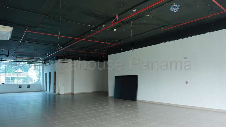 Alquiler de Oficina en Via Brasil Street Mall EC