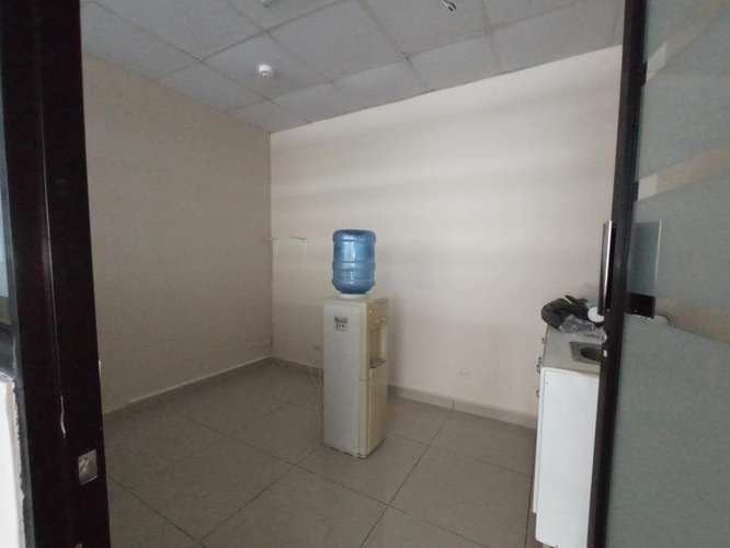 ALQUILER DE OFICINA EN VIA ESPAÑA ESM - Imagen 4