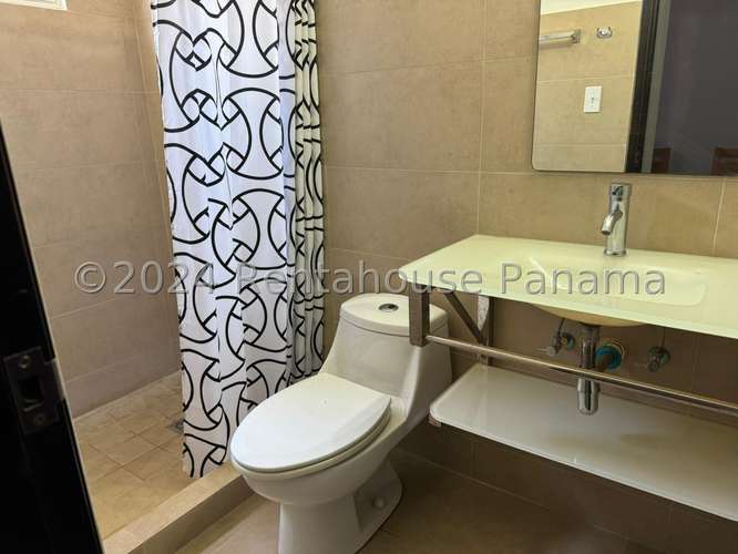 Alquiler de Casa Amoblada en Coronado DPV