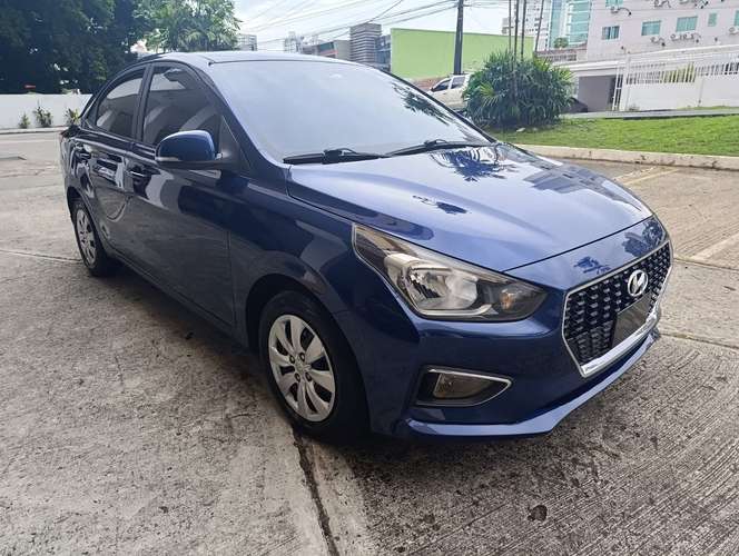 HYUNDAI VERNA 2021 AUTOMATICO - Imagen 3