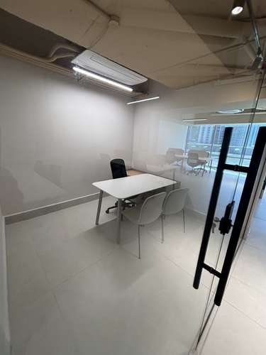 SE ALQUILA OFICINA FINANCIAL PARK 