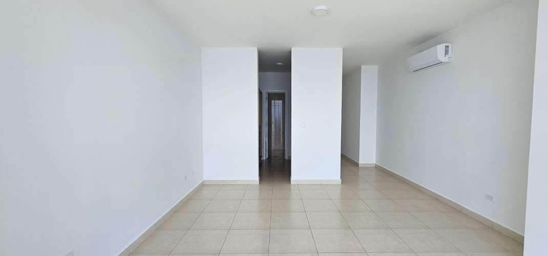 SE ALQUILA APARTAMENTO EN PH WATERS AVENIDA BALBOA - Imagen 12