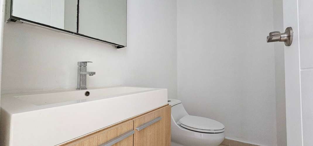 SE ALQUILA APARTAMENTO EN PH WATERS AVENIDA BALBOA - Imagen 14