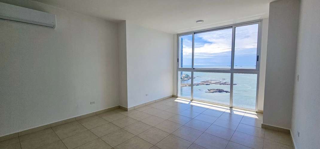 SE ALQUILA APARTAMENTO EN PH WATERS AVENIDA BALBOA - Imagen 11