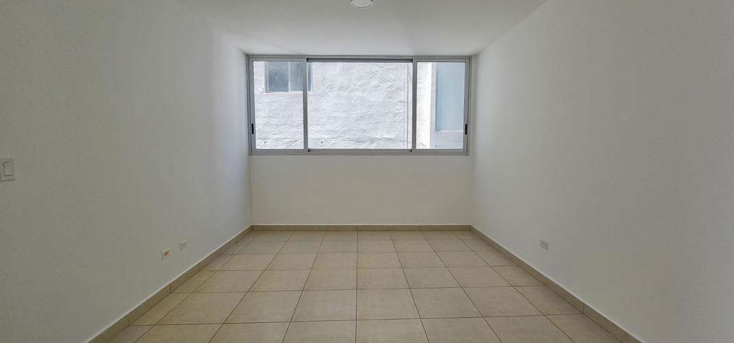 SE ALQUILA APARTAMENTO EN PH WATERS AVENIDA BALBOA - Imagen 9
