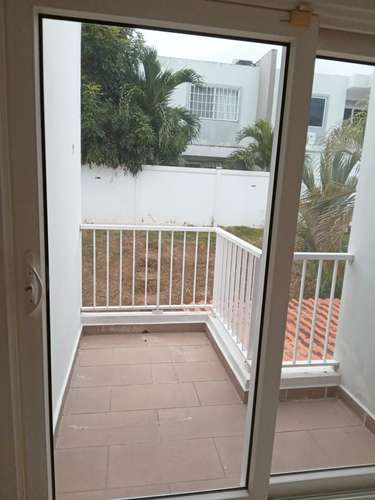 SE VENDE CASA EN PH VICTORIA BRISAS NORTE  - Imagen 5