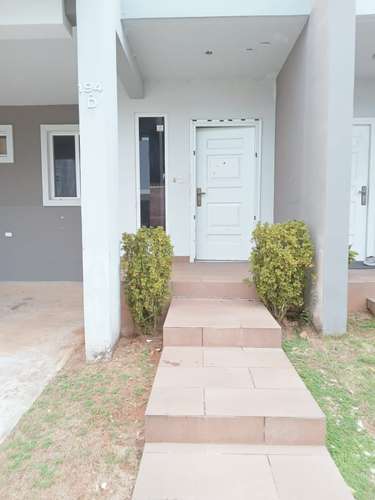 SE VENDE CASA EN PH VICTORIA BRISAS NORTE  - Imagen 2