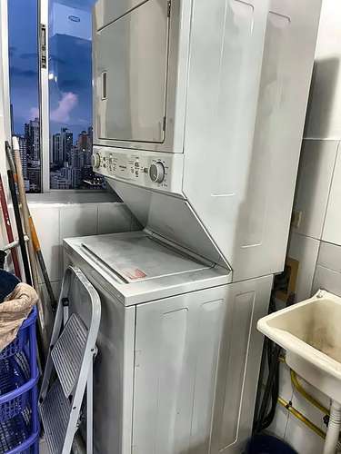 Se Alquila Apartamento Amoblado en PH Montemar – San Francisco, Pet Friendly con Vista a la Ciudad