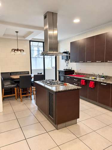 PENTHOUSE EN ALQUILER FRENTE A MULTIPLAZA 