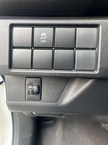 TOYOTA YARIS CROSS AÑO 2025 AUTOMÁTICO