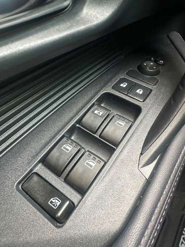 TOYOTA YARIS CROSS AÑO 2025 AUTOMÁTICO