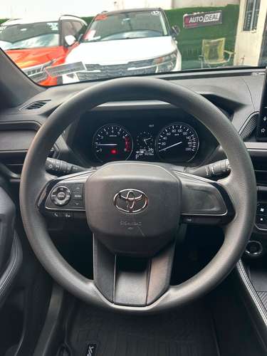 TOYOTA YARIS CROSS AÑO 2025 AUTOMÁTICO