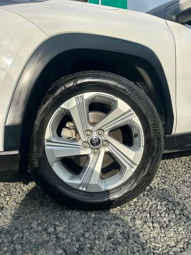 TOYOTA YARIS CROSS AÑO 2025 AUTOMÁTICO