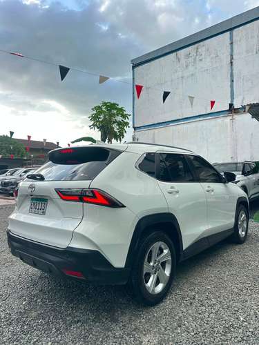 TOYOTA YARIS CROSS AÑO 2025 AUTOMÁTICO