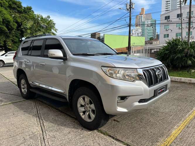 TOYOTA LANDCRUISER PRADO 2018 DIESEL - Imagen 3