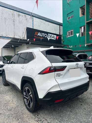 TOYOTA YARIS CROSS AÑO 2024 AUTOMÁTICO FULL EXTRA 