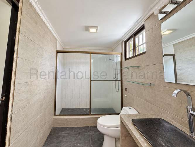 Venta de Casa en Manzana de Obarrio KF - Imagen 9