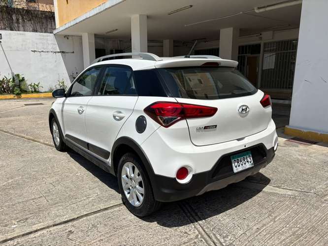 HYUNDAI I20 ACTIVE 2017 POCO KILOMETRAJE