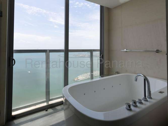 Venta de Exclusivo Penthouse en la Avenida Balboa con piscina privada AK - Imagen 11