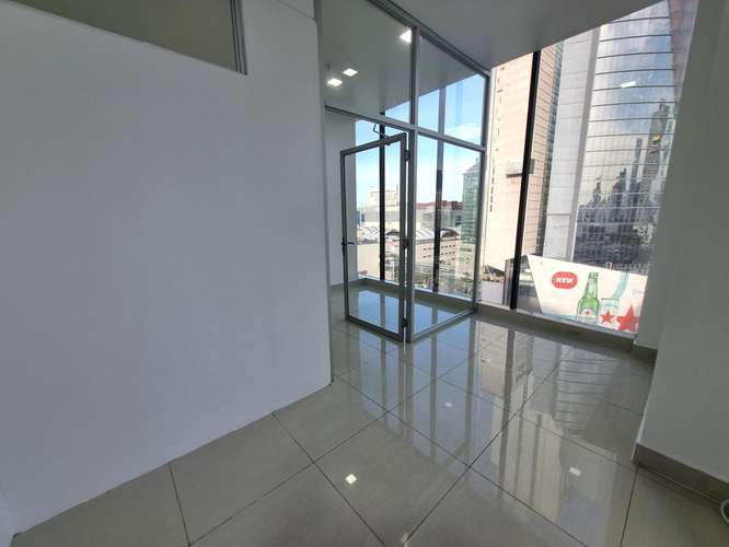 Oficina en Alquiler · 69 m² para Trabajo y Reuniones · RBS Tower · Paitilla