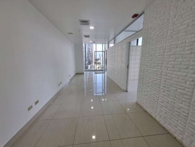 Oficina en Alquiler · 69 m² para Trabajo y Reuniones · RBS Tower · Paitilla - Imagen 3