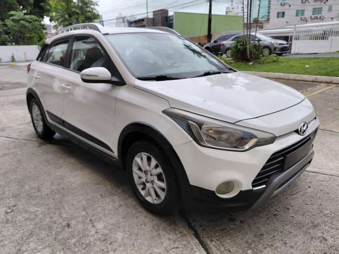 HYUNDAI I20 ACTIVE 2017 AUTOMATICO